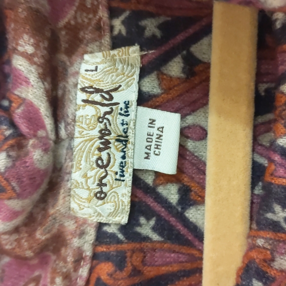 Bohemian cowl neck top - Picture 3 of 9